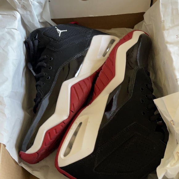 It band new never wear them still in the box - Picture 3 of 5